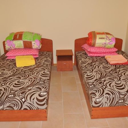 Surauciu Sveciu Namai Hotel Aukstadvaris ภายนอก รูปภาพ
