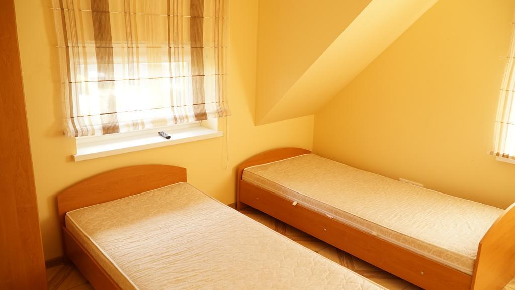 Surauciu Sveciu Namai Hotel Aukstadvaris ภายนอก รูปภาพ